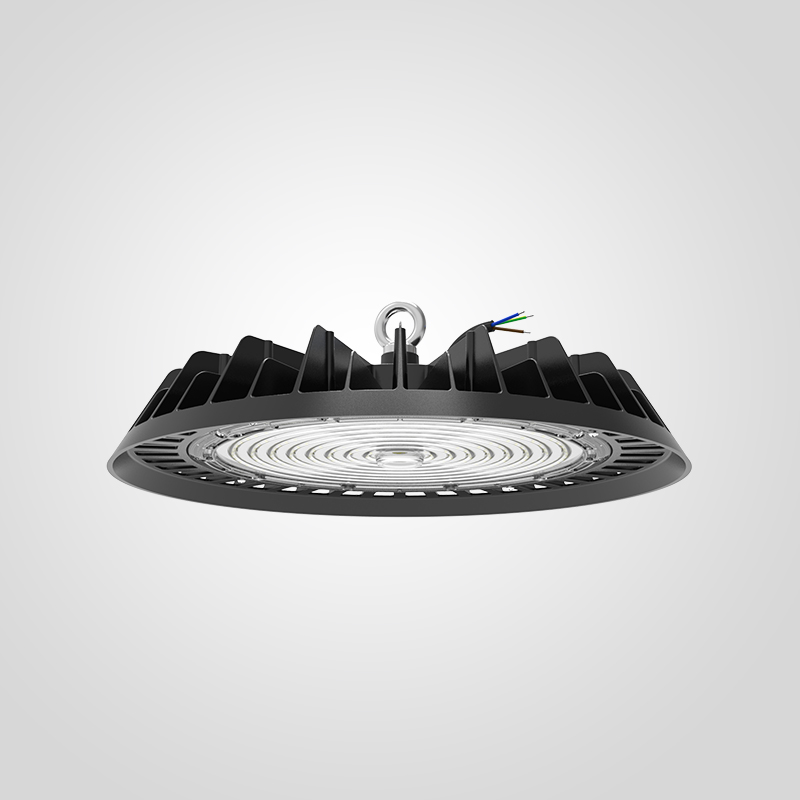 Robust LED High Bay Light for Optimal Illumination in Large Spaces
